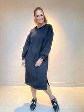 Afbeelding in Gallery-weergave laden, Sweater jurk zwart
